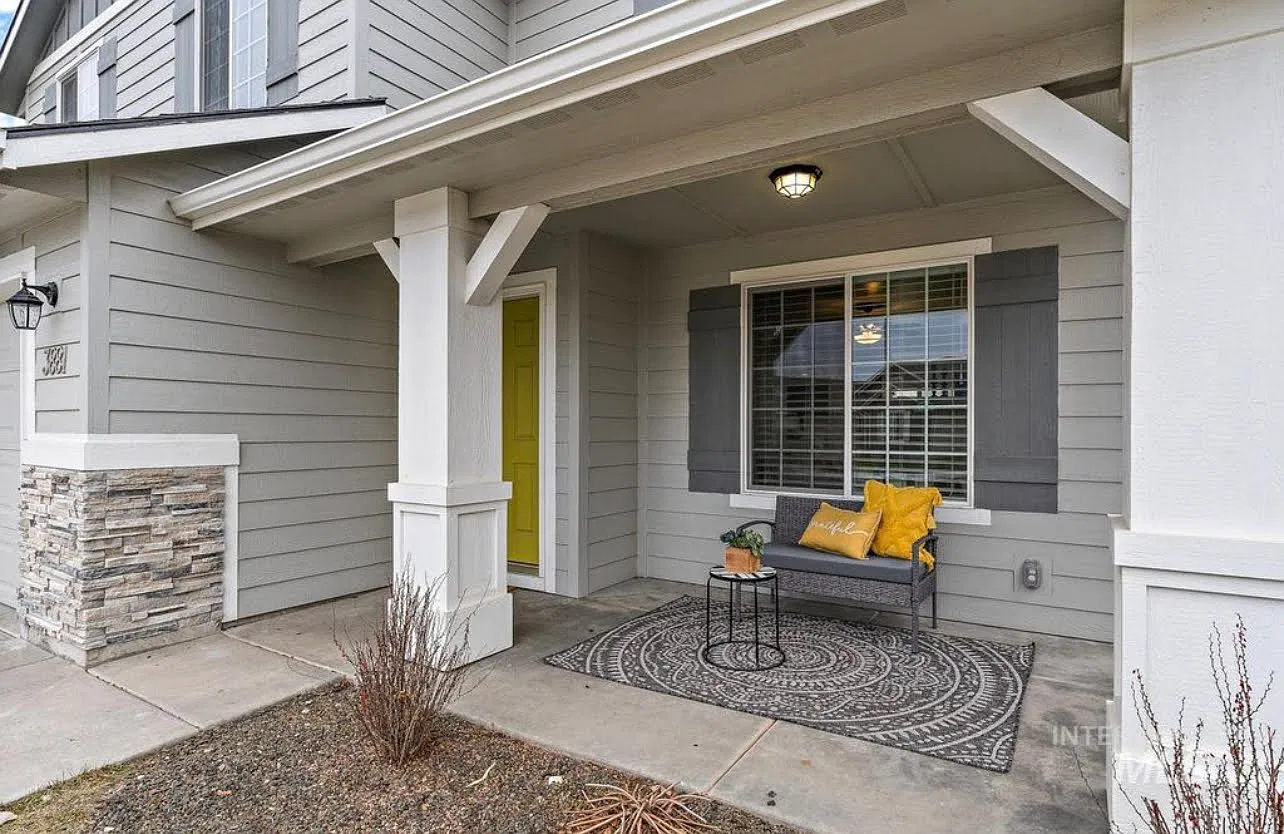 5 bed, 2.5 bath, 2778 sqft, $2,795 — Photo 3