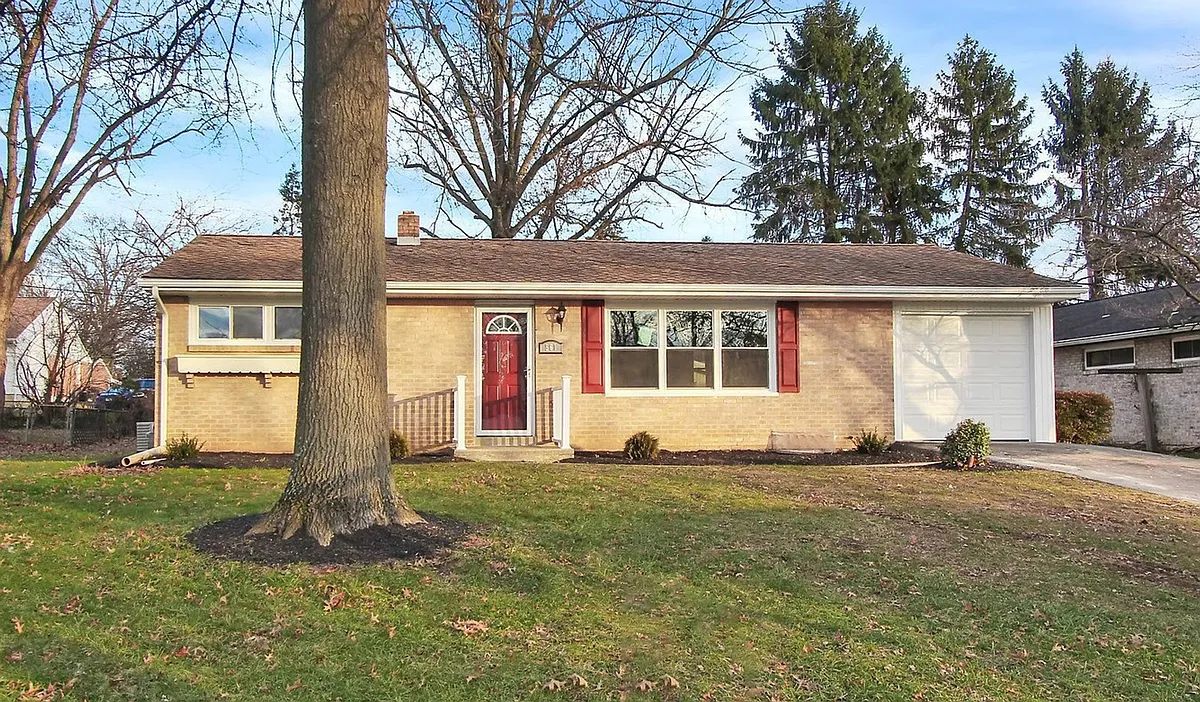 Building Photo - 561 S Findlay St
