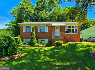 13601 Lindendale Rd, Woodbridge, VA 22193