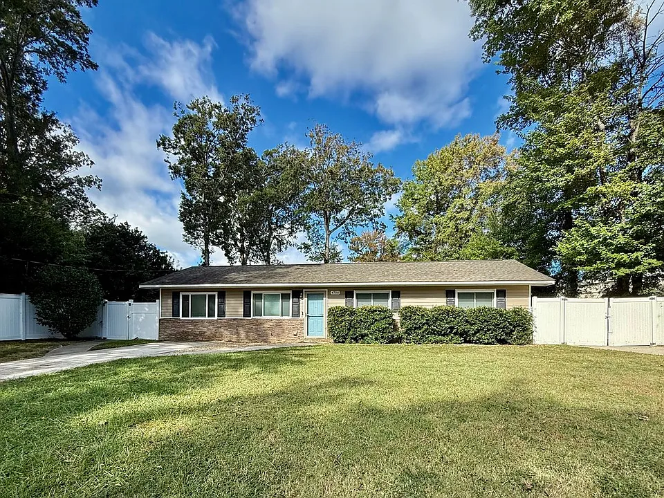 4700 Victory Rd