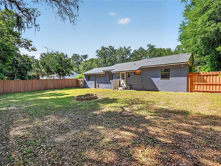 706 Mission Dr — Photo 40
