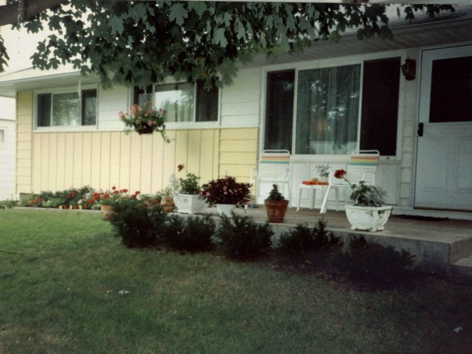 1st image of 9715 Millburn Dr