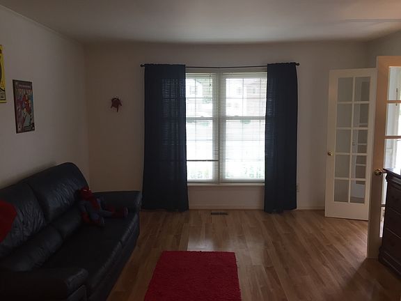 Bonus room/4th bedroom downstairs