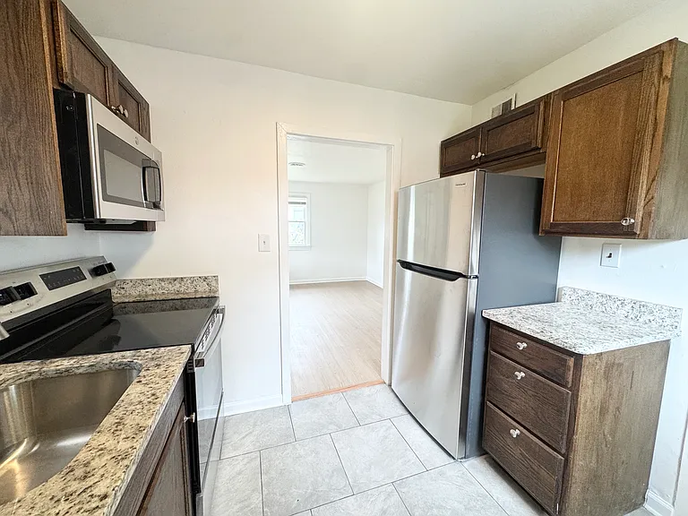 155 Bunche Blvd — Photo 8