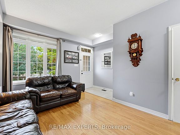 4th image of 5 Parrotta Dr