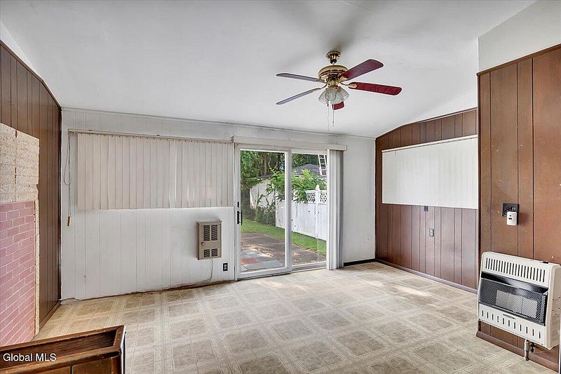 5th image of 2540 Pauline Avenue
