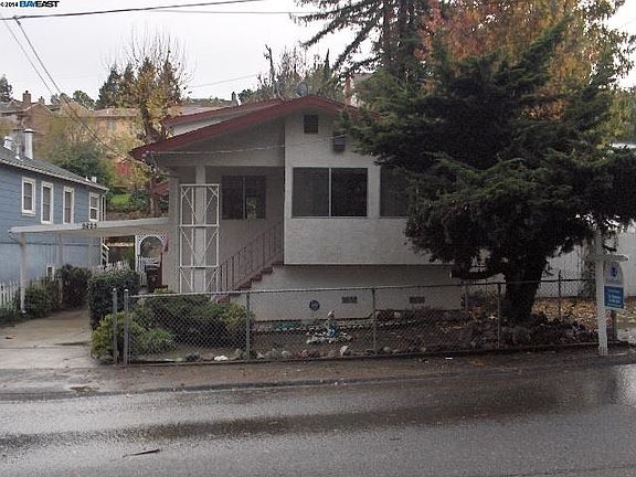 2nd image of 9825 Stanley Ave