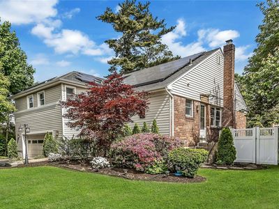 834 Pepperidge Road, Westbury, NY, 11590