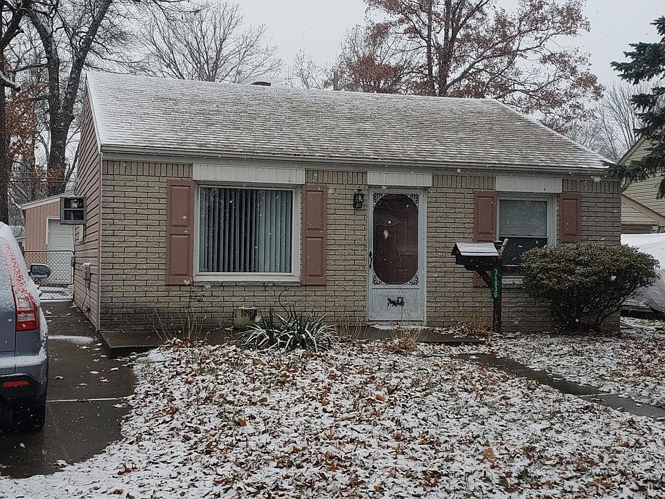 1st image of 34930 Stellwagen St