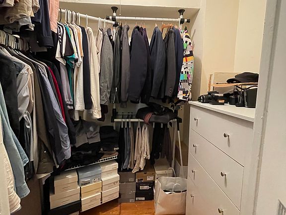 3rd image of 455 W 34th St APT 2H