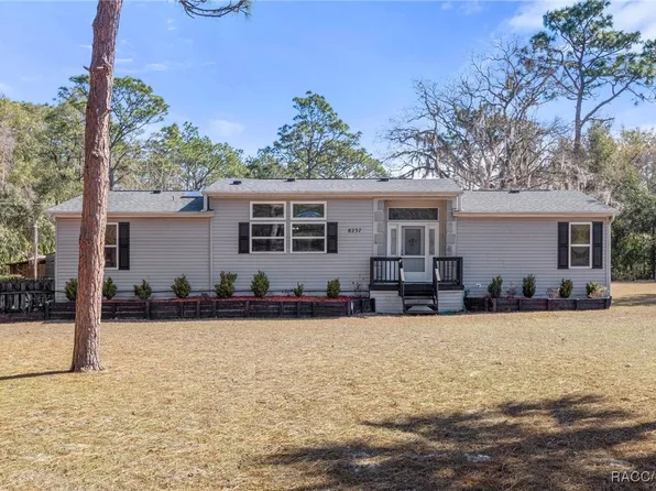 8237 N Ira Martin Ave, Crystal River, FL 34428