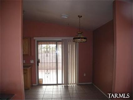 4th image of 3207 W Alexanderwood Dr