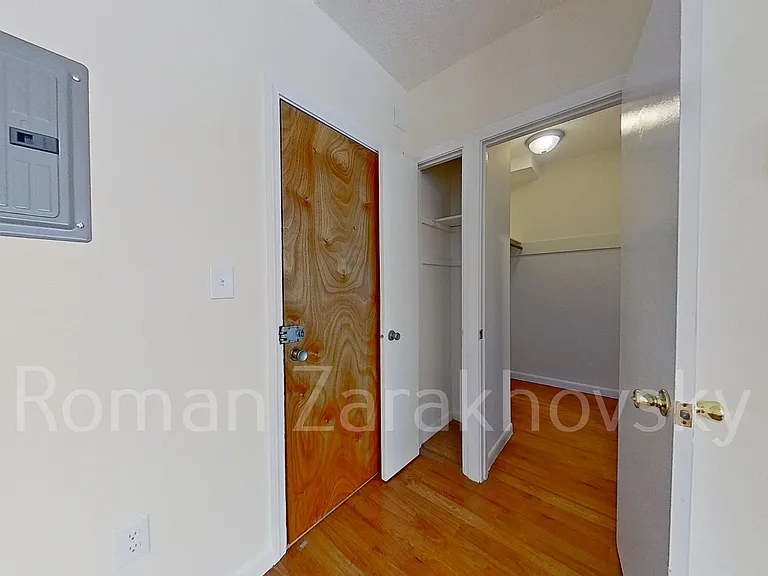 7 Wade St #3 — Photo 10