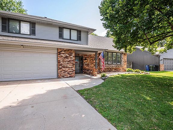 4th image of 21345 Edgevale Cir