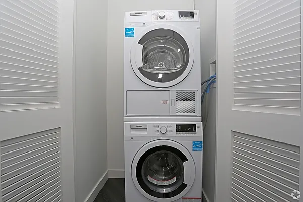 Rented by The Dermot Realty Management Company | media 25