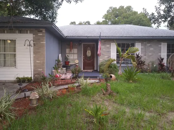 1201 Windy Ridge Dr, Brandon, FL 33510