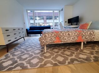 135 W 52nd St APT 8B, New York, NY 10019