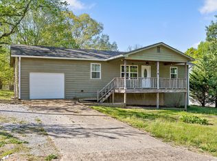 70 Pinoak Rd, Trenton, GA 30752