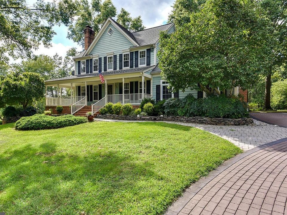 1st image of 7540 Falkland Dr
