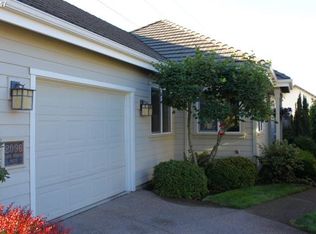 2096 Lake Harbor Dr, Eugene, OR 97408