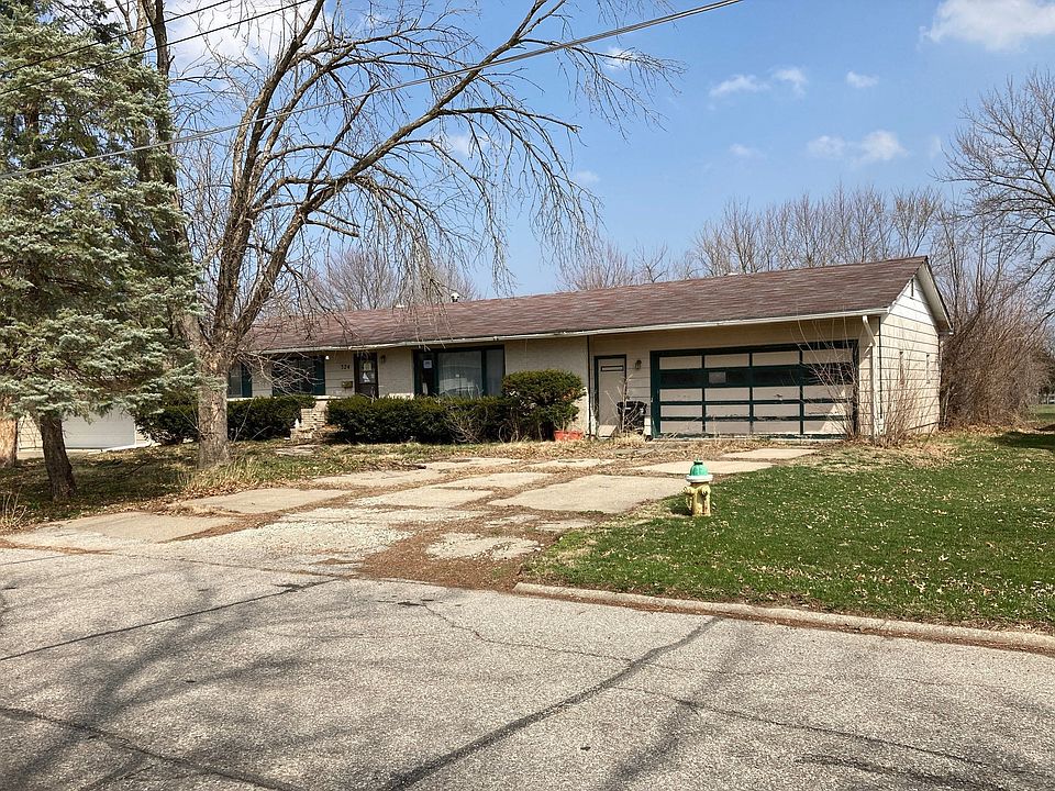 1st image of 324 Lynwood Ave