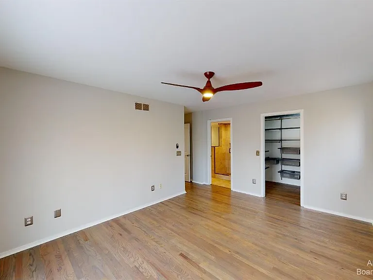 1280 Sunset Rd — Photo 18