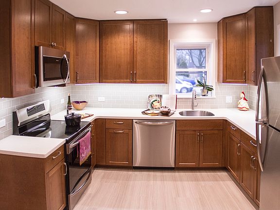 5th image of 2119 Keeney St