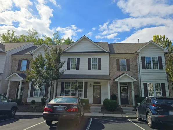 79 Rhododendron Dr, Greensboro, NC 27455