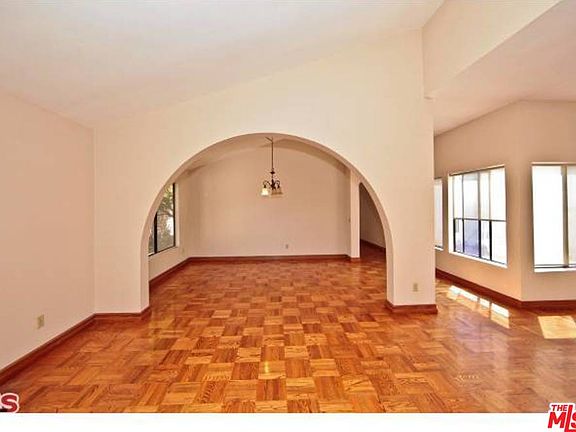 2nd image of 7652 Quimby Ave
