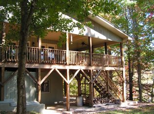 2381 W Old Murphy Rd, Franklin, NC 28734