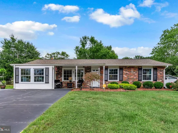 302 Barksdale Ave, Waldorf, MD 20602