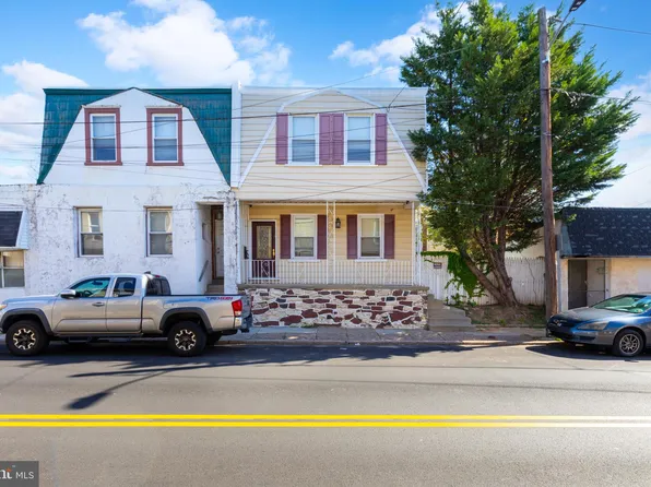 6711 Martins Mill Rd, Philadelphia, PA 19111