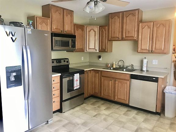 5th image of 103 Thornburg Ln