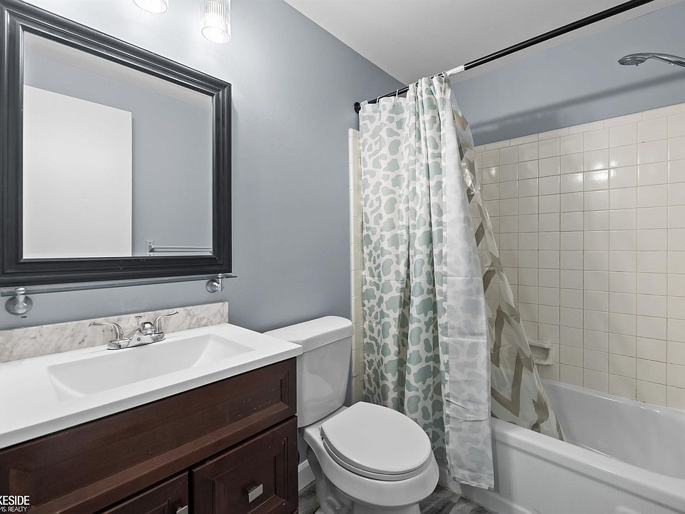 8439 Hickory Dr, photo 15