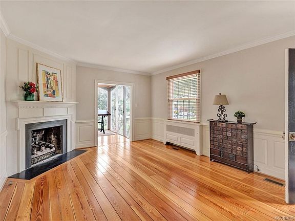 5th image of 1018 Pepper Ave