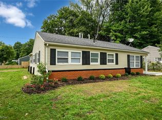 1376 Seward Ave, Akron, OH 44320