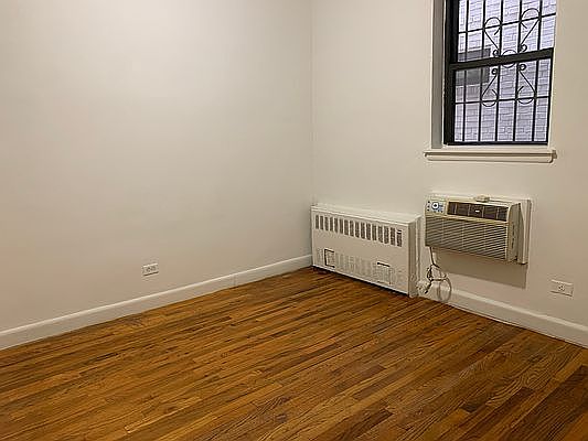 3rd image of 110 Sullivan St #1W