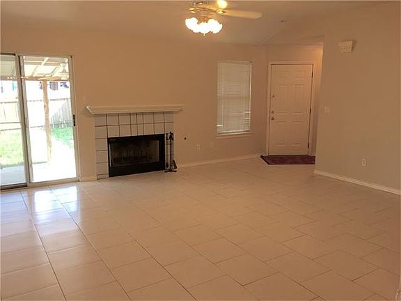 4th image of 5600 Cherry Creek Dr #A
