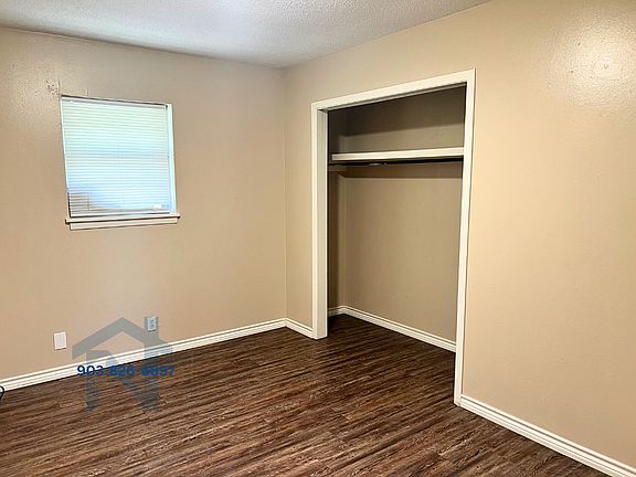 4th image of 302 Georgia St