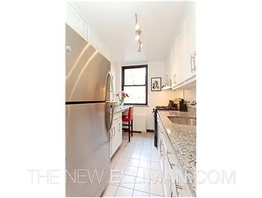 Sold by Douglas Elliman | media 25