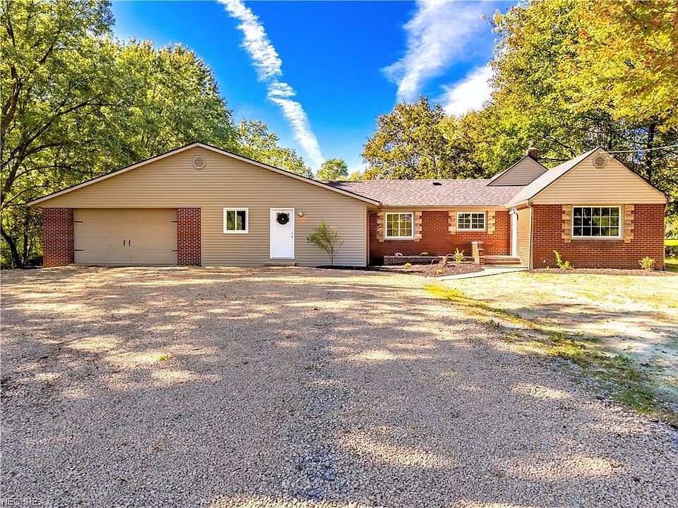1st image of 1846 Edwards Dr