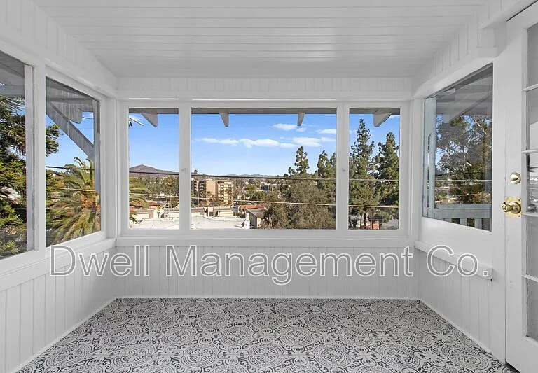 8073 Lemon Ave — Photo 2