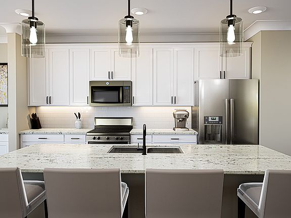 Townes at North Salem Residence 1- Kitchen