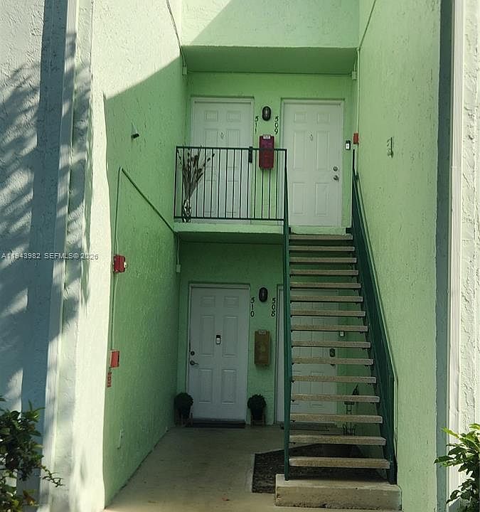 1st image of 4086 N Pine Island Rd APT 510