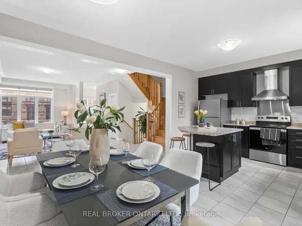 222 Coronation Rd, Whitby, ON L1P 0H7