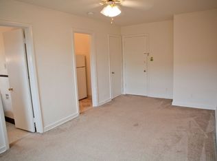 809 College Ave APT 10, Pittsburgh, PA 15232