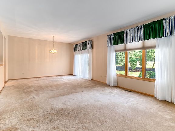 4th image of 11038 Quail Dr