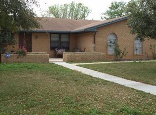 1204 E San Antonio St, Pearsall, TX 78061