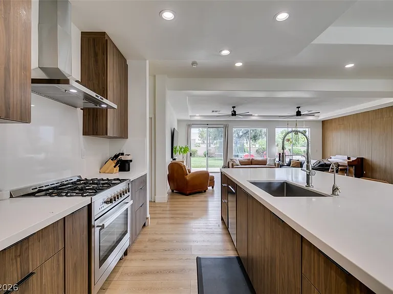 7210 Shallowford Ave — Photo 28