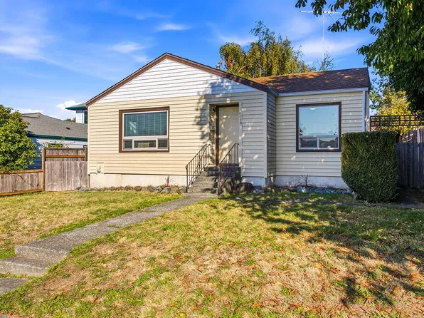 2114 Parker Place, Bremerton, WA 98310